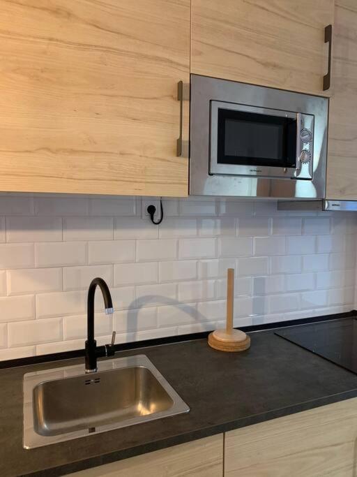 Ideal Apartamento En El Barrio De Las Delicias Málaga Esterno foto