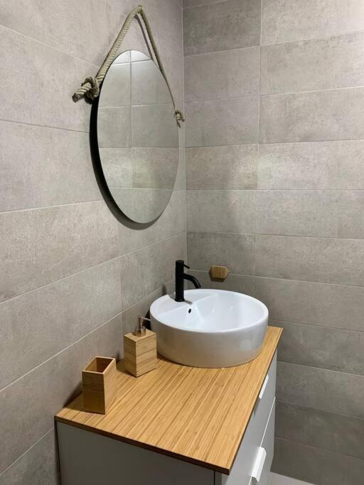 Ideal Apartamento En El Barrio De Las Delicias Málaga Esterno foto