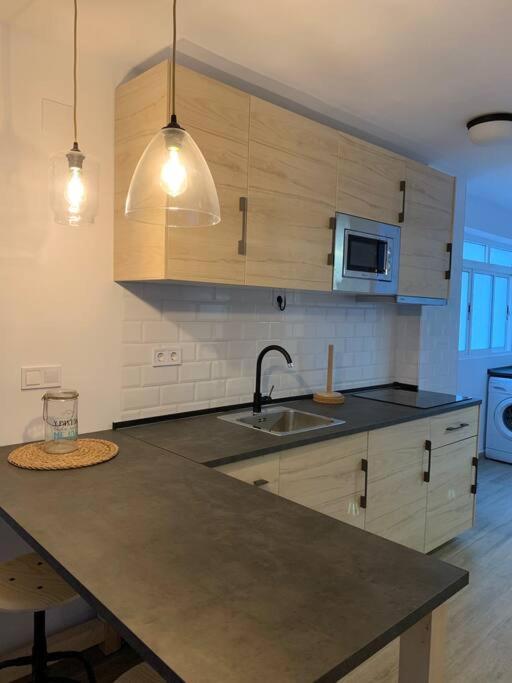 Ideal Apartamento En El Barrio De Las Delicias Málaga Esterno foto